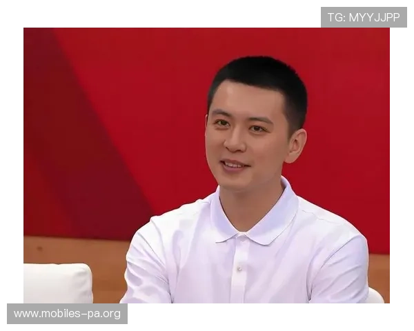 徐州队领队李锋积极联络孙可石柯展现球队凝聚力与积极氛围向好势